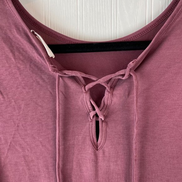 Mote cranberry short‎ sleeve top tie back size Medium - Picture 5 of 6